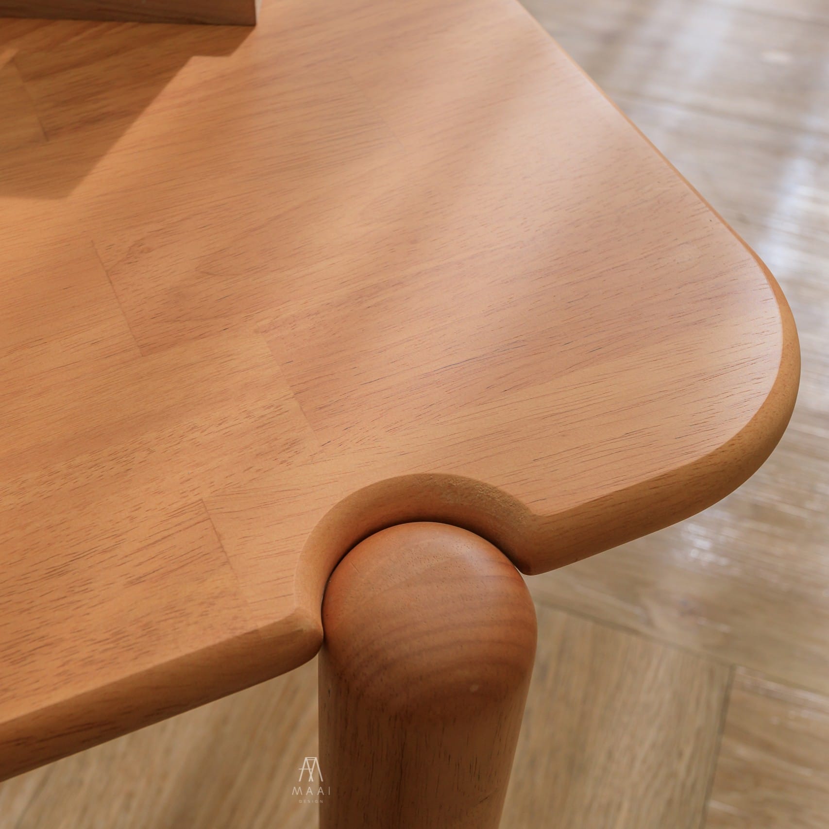 โต๊ะกลางไม้ยางพารา  MAAI DESIGN รุ่น CHUSHIN COFFEE TABLE สีโอ๊ค_3